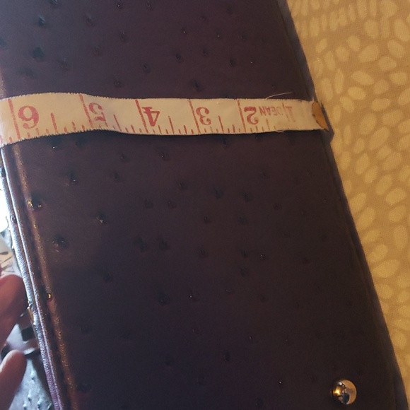 Handbag Republic Classic Burgundy Convertible Satchel with Gemstone Bee Charm - Picture 9 of 15